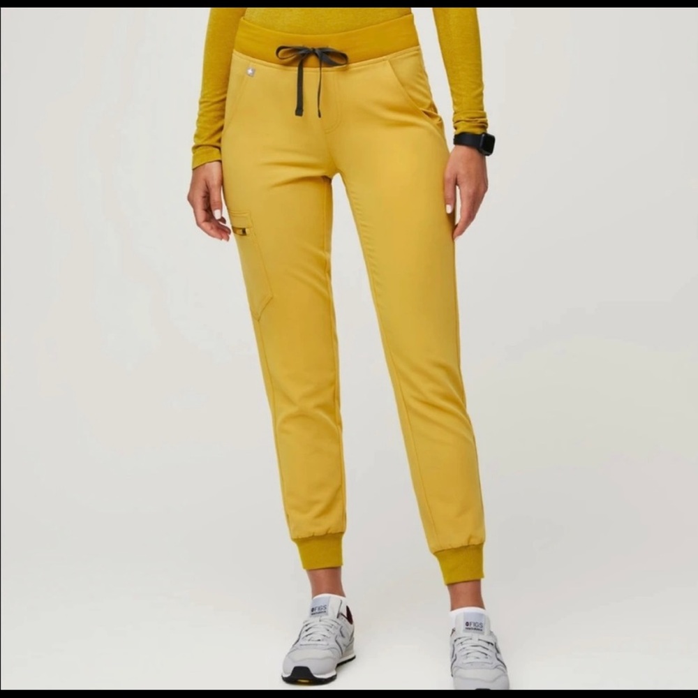 LIMITED EDITION GOLD ZAMORA FIGS! Size XXS/P!